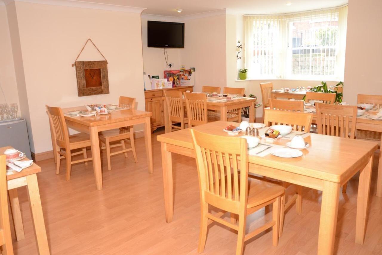 Hotel Pinewood House Whitby Esterno foto